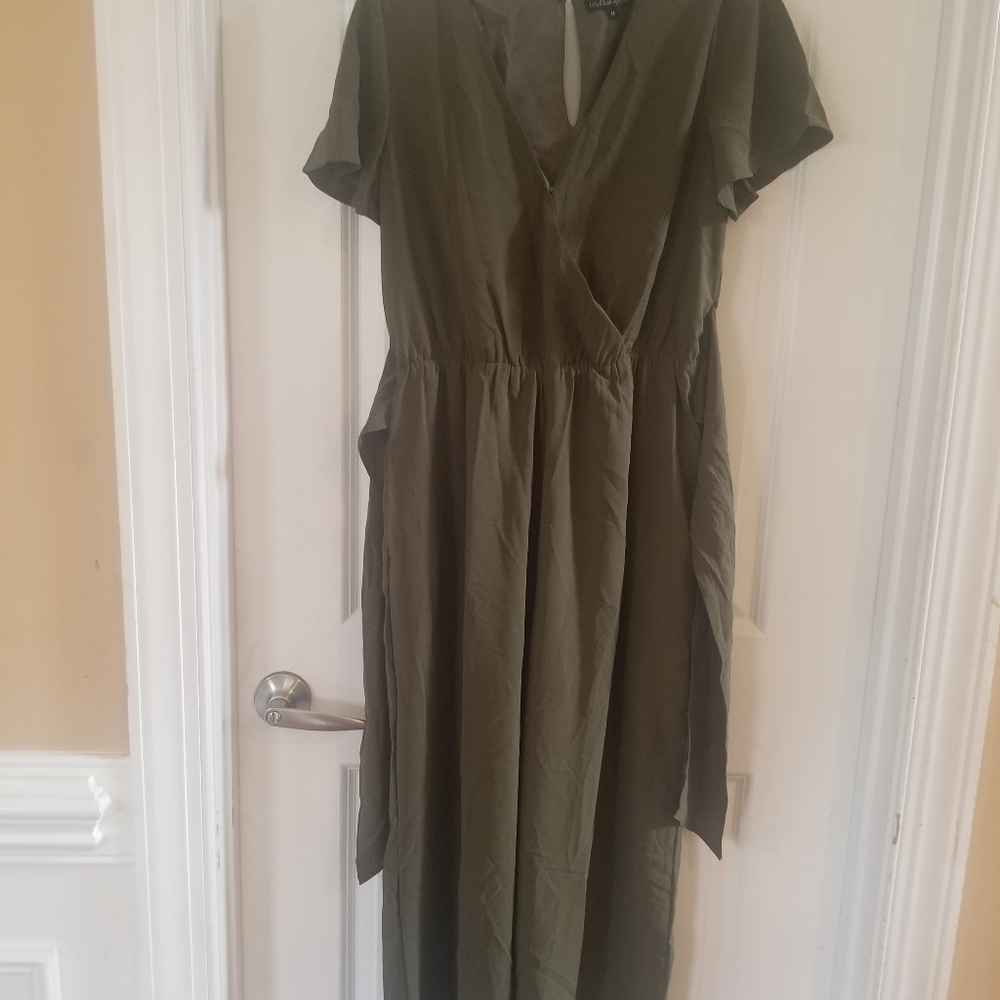 Wishlist apparel V-Neck surplice jumpsuit size M - Picture 6 of 7